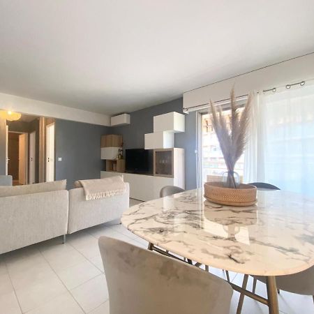 Apartment Antibes City-Center & Port Екстериор снимка