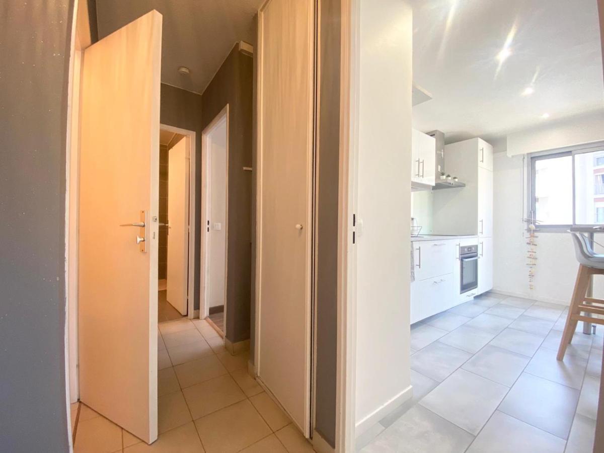 Apartment Antibes City-Center & Port Екстериор снимка