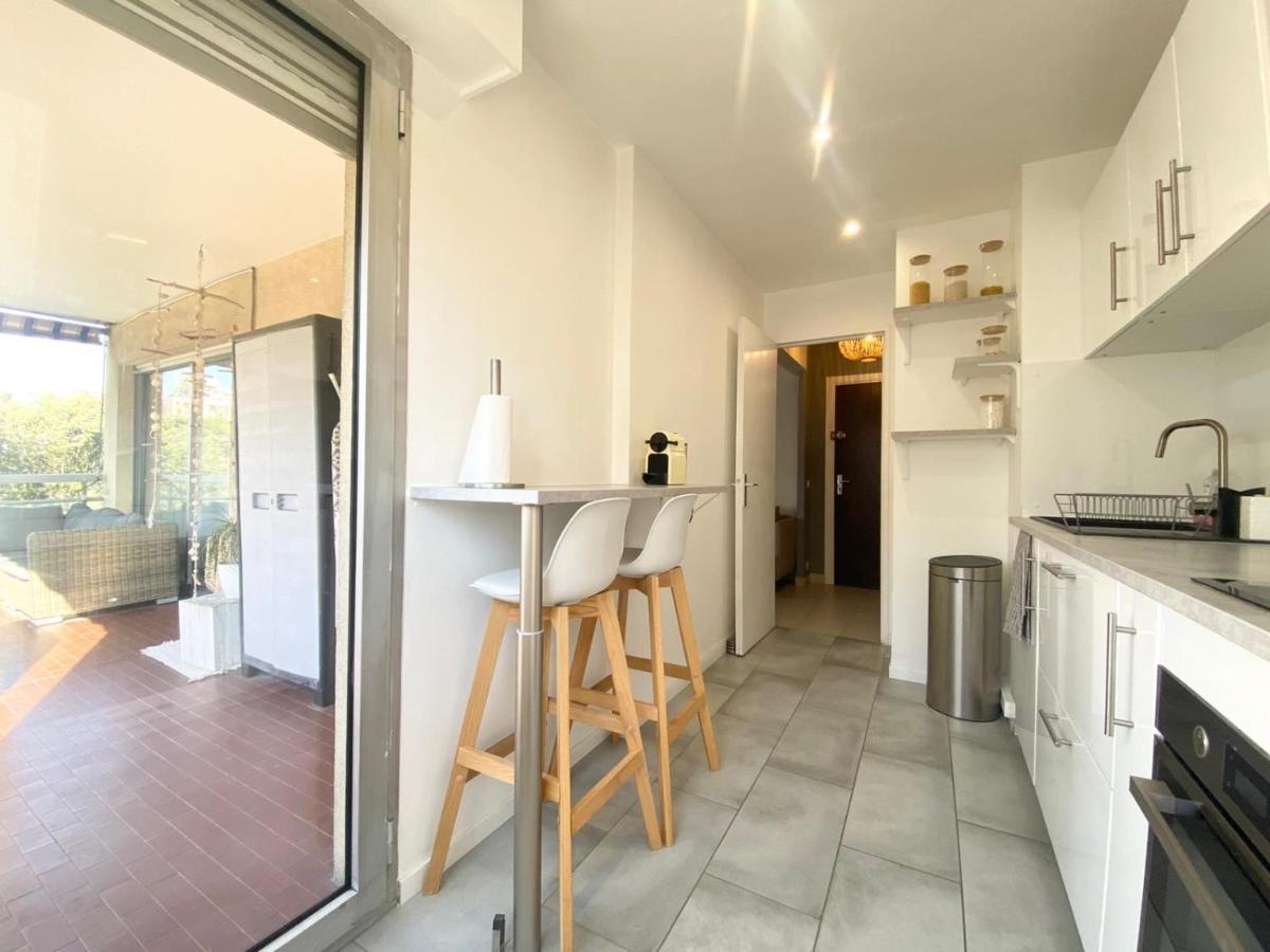Apartment Antibes City-Center & Port Екстериор снимка